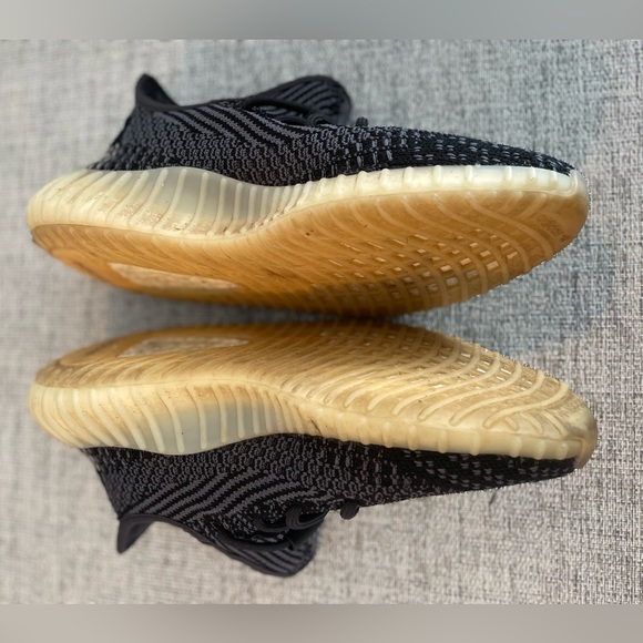 Yeezy 350 Boost - Picture 7 of 13